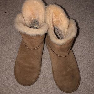 Bearpaw Boots